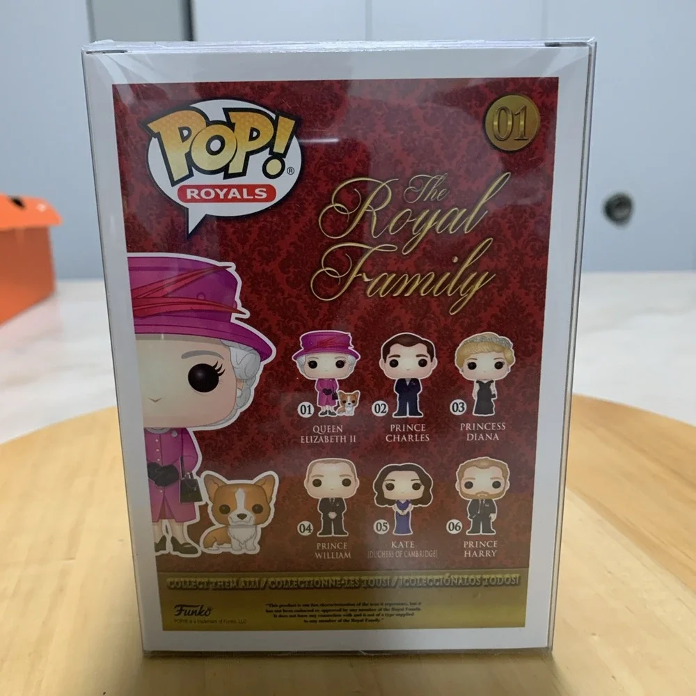Funko Pop! Royals - Queen Elizabeth II Vinyl Figure New Protector